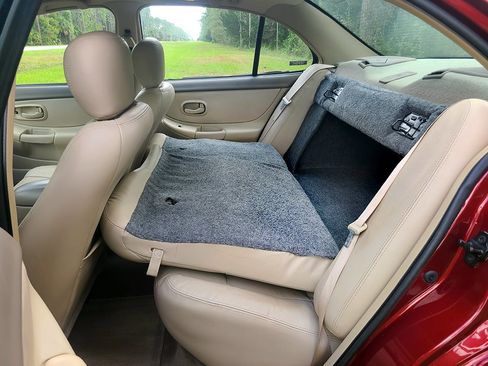 Used 2001 Oldsmobile Intrigue GL w/ Premium Leather Pkg image 20