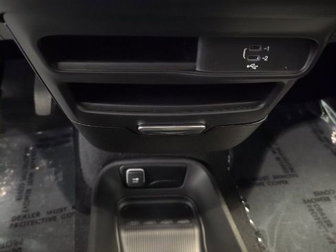 New 2026 Chrysler Voyager LX FWD image 22