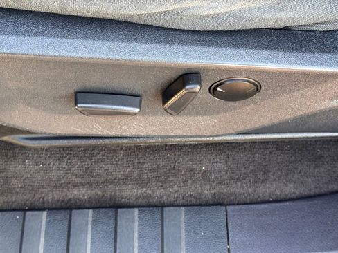 Used 2022 Ford F150 XLT w/ Equipment Group 302A High image 18