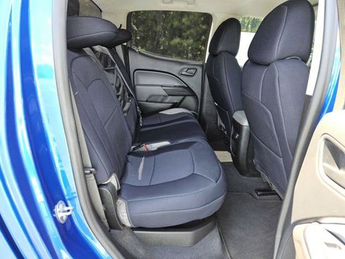 Used 2020 Chevrolet Colorado W/T w/ WT Convenience Package AWD/4WD image 30