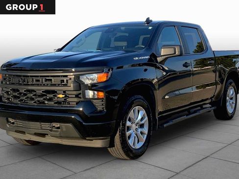 Used 2024 Chevrolet Silverado 1500 Custom AWD/4WD image 1