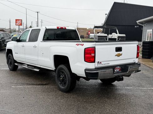 Used 2018 Chevrolet Silverado 2500 LT AWD/4WD image 3