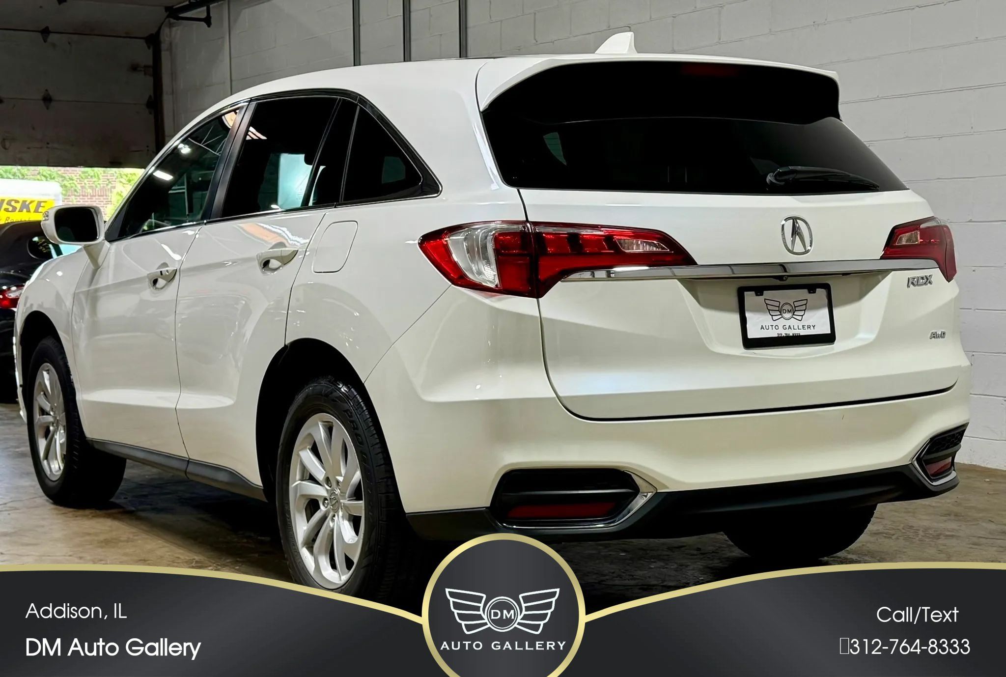 Used 2017 Acura RDX w/ Technology Package AWD/4WD image 4
