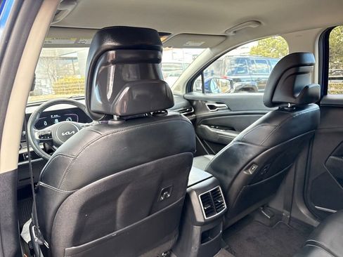 Certified 2023 Kia Sportage EX AWD/4WD image 20