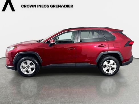 Used 2021 Toyota RAV4 XLE FWD image 8