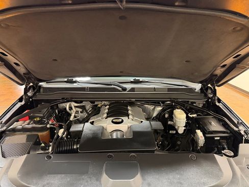 Used 2015 Cadillac Escalade Premium RWD image 14