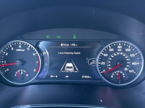 Used 2023 Kia Seltos SX image 10