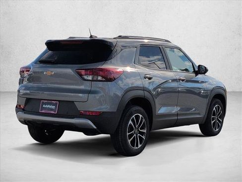 New 2026 Chevrolet TrailBlazer LT w/ Driver Confidence Package image 2