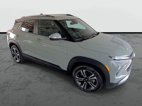 New 2026 Chevrolet TrailBlazer LT w/ Convenience Package FWD image 4