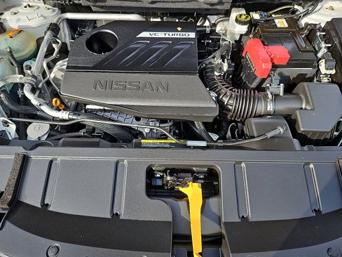 Certified 2023 Nissan Rogue SV image 27