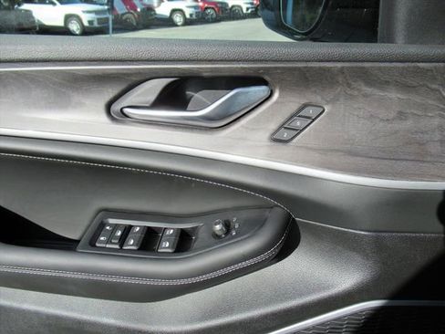 New 2026 Jeep Grand Cherokee Limited AWD/4WD image 20