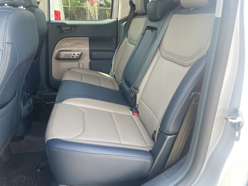 Used 2025 Ford Maverick Lariat w/ 4K Tow Package image 15