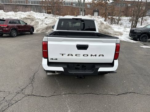 New 2026 Toyota Tacoma TRD Off-Road AWD/4WD image 4