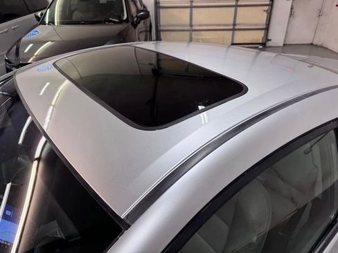 Used 2012 Honda Civic EX-L image 9