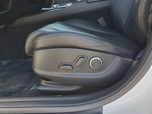 Used 2023 Genesis G80 2.5T image 13