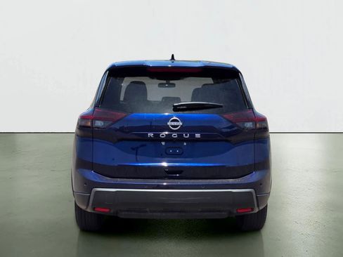 Used 2025 Nissan Rogue SV FWD image 5
