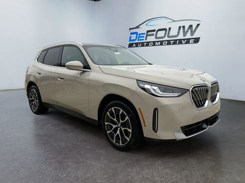 New 2026 BMW X3 xDrive30 w/ Premium Package image 10