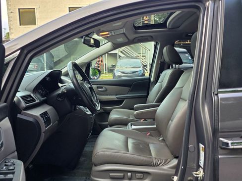 Used 2015 Honda Odyssey EX-L image 11