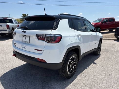 New 2026 Jeep Compass Trailhawk AWD/4WD image 6