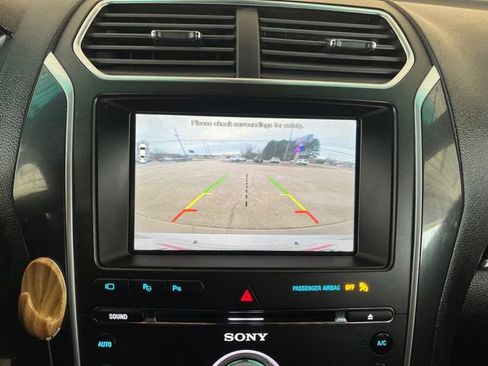 Used 2016 Ford Explorer Limited w/ Equipment Group 301A image 15