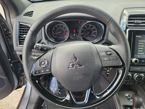 Used 2024 Mitsubishi Outlander Sport AWD image 29