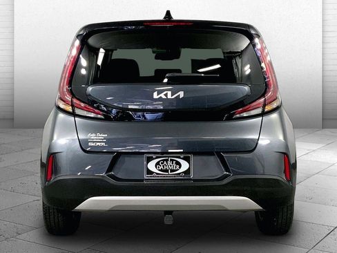 Certified 2023 Kia Soul S FWD image 3
