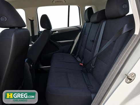 Used 2018 Volkswagen Tiguan Limited FWD image 8