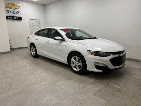 Used 2023 Chevrolet Malibu LT w/ Driver Confidence Package image 3