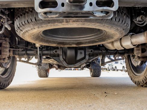 Used 2024 Ford F350 Platinum image 15