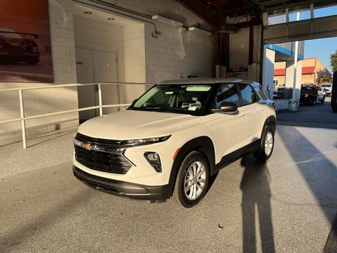 New 2026 Chevrolet TrailBlazer LS w/ LS Convenience Package image 3