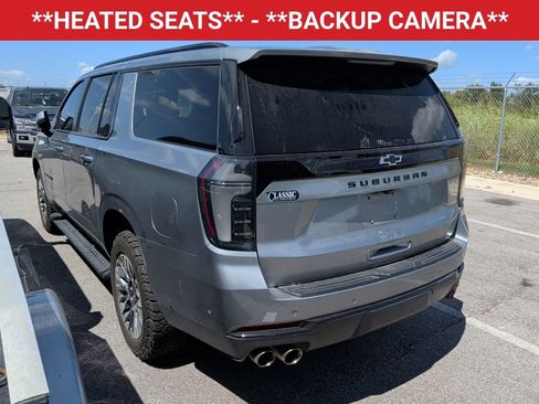 Used 2025 Chevrolet Suburban Z71 w/ Comfort Package AWD/4WD image 5