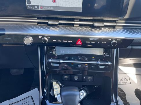 Certified 2024 Kia Carnival SX Prestige FWD image 18