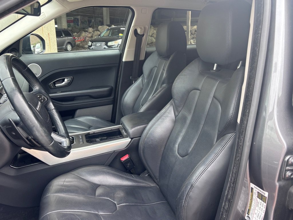 Used 2015 Land Rover Range Rover Evoque Pure Plus AWD/4WD image 23
