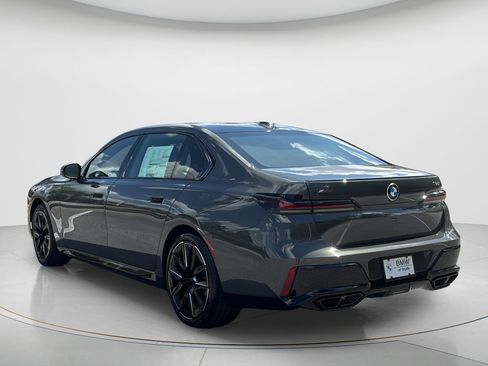 New 2026 BMW 760i xDrive image 11