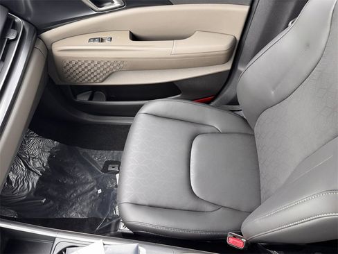 New 2026 Kia Carnival image 25