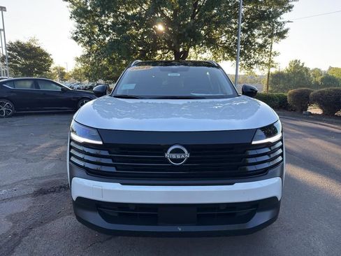 New 2026 Nissan Kicks SV image 2