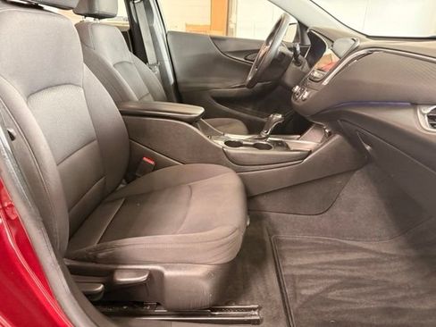 Used 2016 Chevrolet Malibu LT FWD image 28