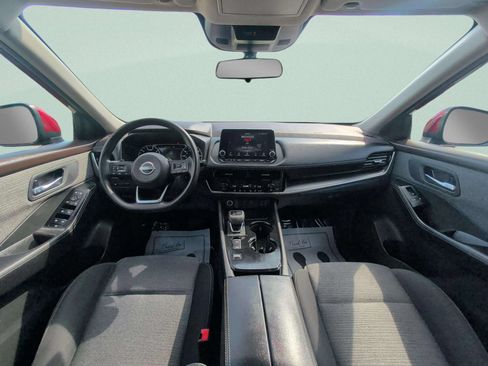 Used 2022 Nissan Rogue SV FWD image 20