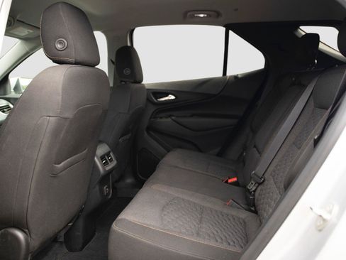 Used 2020 Chevrolet Equinox LT AWD/4WD image 13