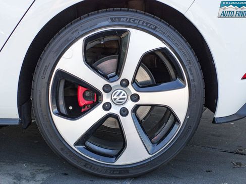 Used 2018 Volkswagen GTI S FWD image 25