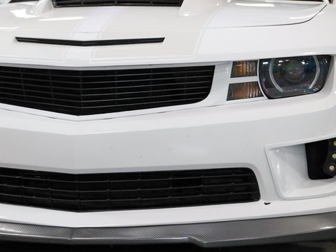 Used 2010 Chevrolet Camaro SS w/ RS Package image 8