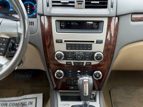 Used 2012 Ford Fusion SEL FWD image 21