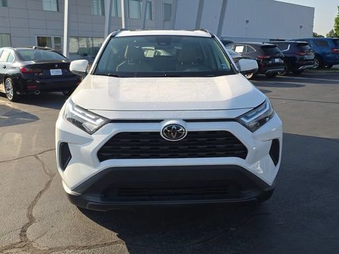 Used 2023 Toyota RAV4 XLE w/ Convenience Package FWD image 8
