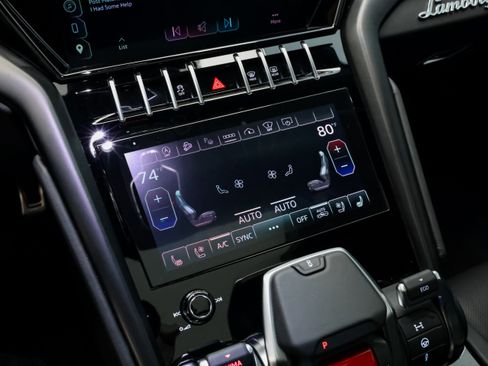 Used 2024 Lamborghini Urus S image 29