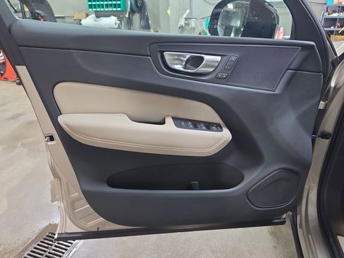 New 2026 Volvo XC60 B5 Plus w/ Climate Package AWD/4WD image 11