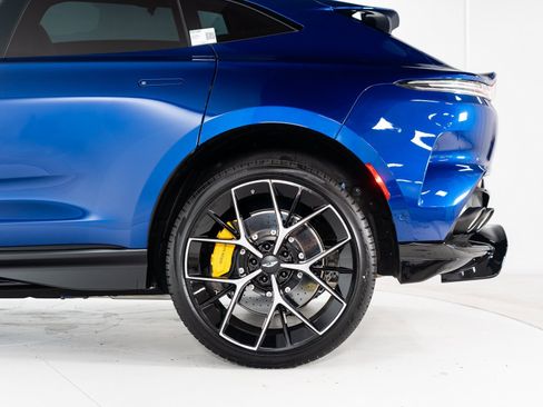 Used 2025 Aston Martin DBX 707 image 43