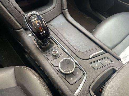 Certified 2023 Cadillac XT5 Premium Luxury w/ Technology Package image 25