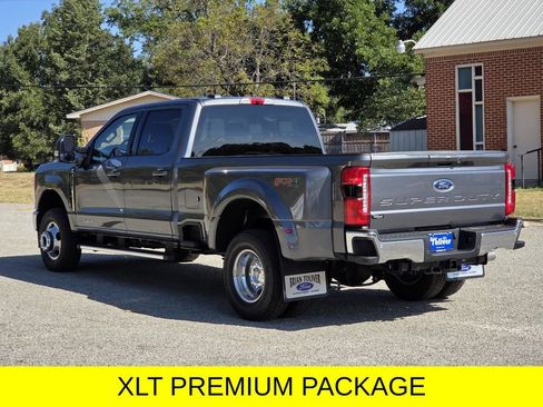 New 2026 Ford F350 XLT w/ XLT Premium Package AWD/4WD image 4