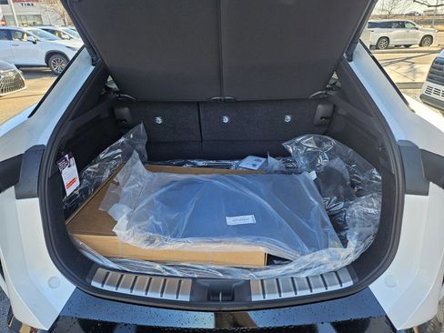 New 2026 Lexus RZ 450e AWD image 22