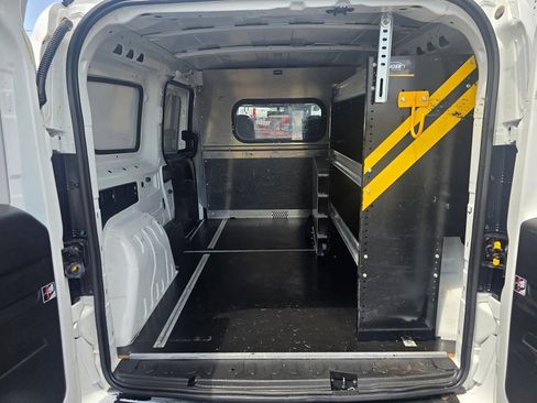 Used 2022 RAM ProMaster City Tradesman FWD image 12